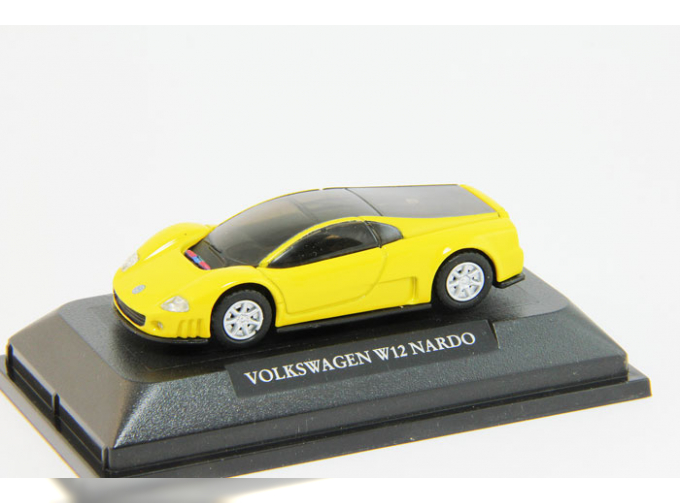 VOLKSWAGEN W12 Nardo, yellow