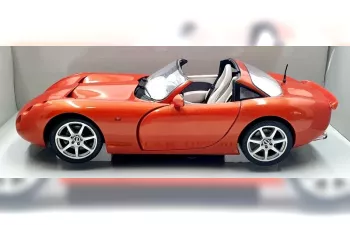 TVR Tuscan S (2003), orange-metallic