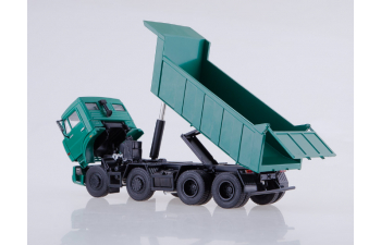 Камский грузовик 6540 самосвал, зеленый