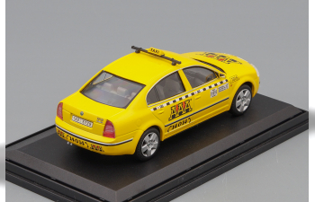SKODA Superb AAA Taxi, yellow