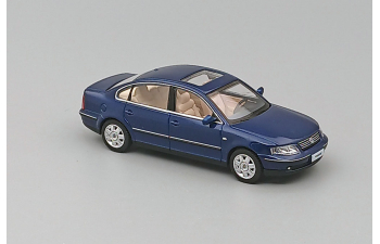 VOLKSWAGEN Passat (B5), blue