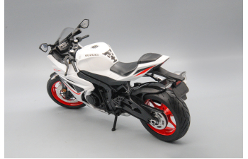 SUZUKI GSX 1000R, белый, 22 см