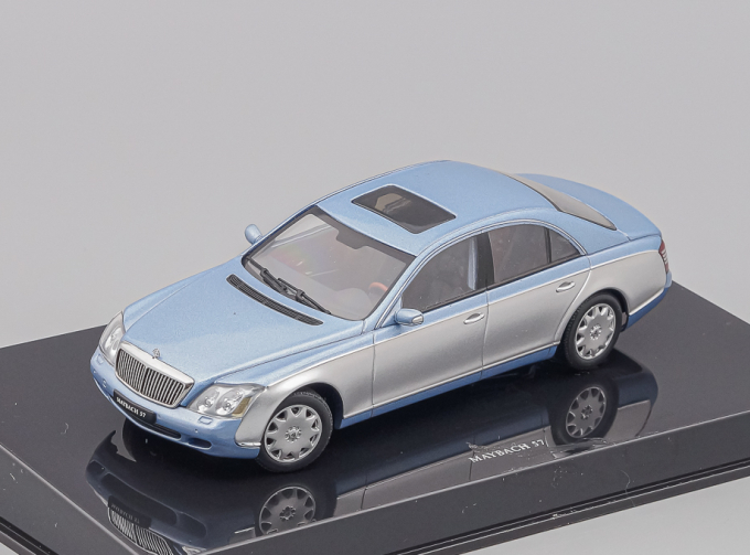 MAYBACH 57 W240 (2002-2012), blue silber metallic / silber metallic