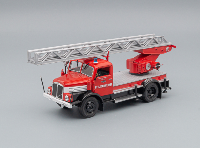 IFA S4000 fire engine