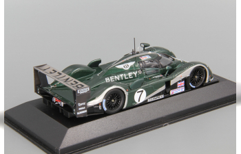 BENTLEY Speed 8 Le Mans 24 hrs. Winners: Kristensen/Smith/Capello #7 (2003), green