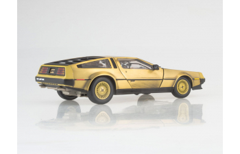 DeLOREAN DMC 12 Coupe, gold