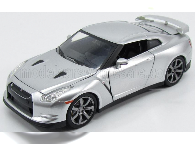 NISSAN Brian's Gt-r R35 2007 - Fast & Furious Vi (2012), Matt Silver