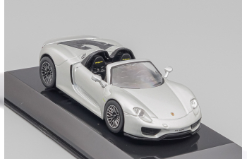 Porsche 918 Spyder, silver