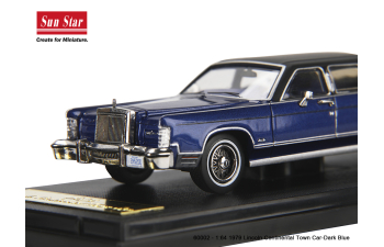 LINCOLN Continental Town Car (1979), blue