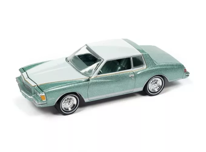 CHEVROLET Monte Carlo (1979), Medium Green Firemist Poly Body with Light Green Upper Color