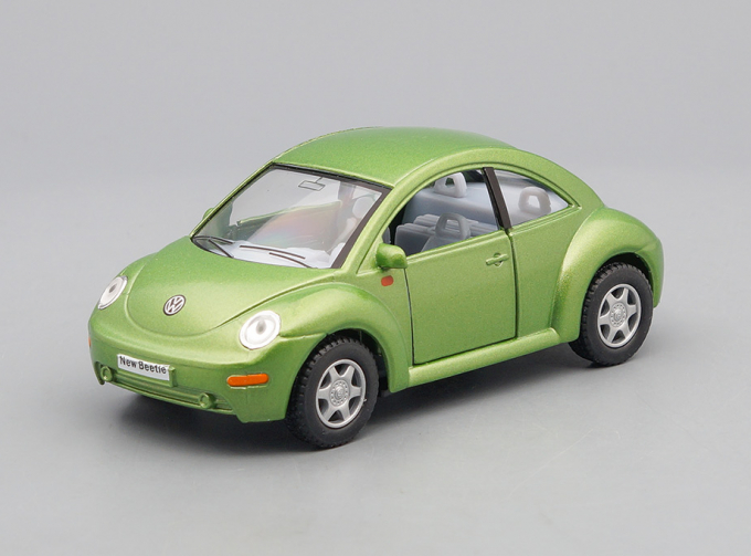 VOLKSWAGEN New Beetle, green