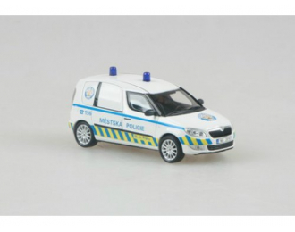 SKODA Praktik Mestska Policie Praha 2014, white