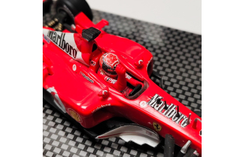 Набор из трех FERRARI Formla 1 World Champion Michael Schumacher (2000-2002)