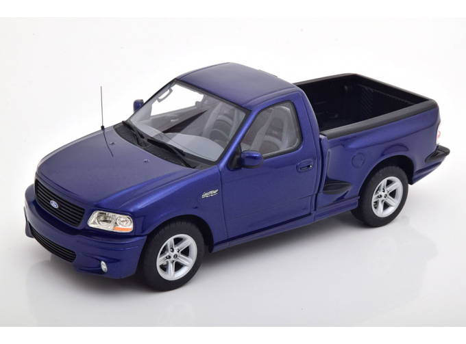 FORD F-150 SVT Lightning (2003), blue metallic