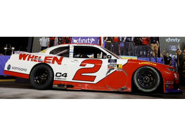 Chevrolet #2 Jesse Love *Whelen* red/white 2025