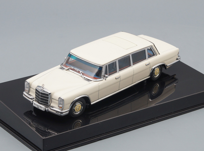 MERCEDES-BENZ 600 LWB (1966), white