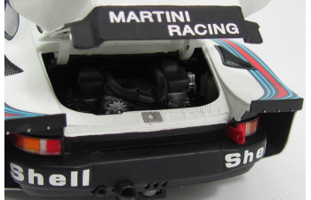PORSCHE 935 No 3 Dijon, Stommelen/Schurti (1976), Martini
