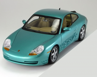 PORSCHE 911 (996) Coupe, green metallic