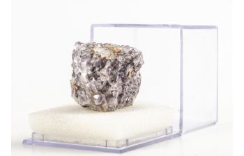 Выпуск №21. Камни и минералы. Тайны недр, Лепидолит