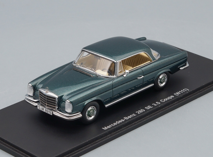 MERCEDES-BENZ W111 280SE 3.5, green