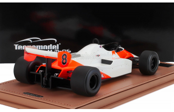 McLAREN F1 Mp4/1c №8 Usa Long Beach Gp Niki Lauda(1983), White Red