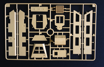 Сборная модель 'BUFFALO' 6x6 MPCV w/Slat Armour Version