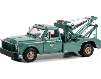 CHEVROLET C-30 Dually Wrecker Holley Speed Shop (1967), green
