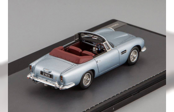 ASTON MARTIN DB5 Cabriolet (1964), metallic light blue