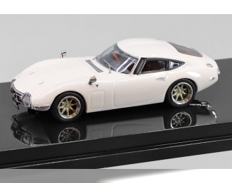 TOYOTA 2000GT MF10, white
