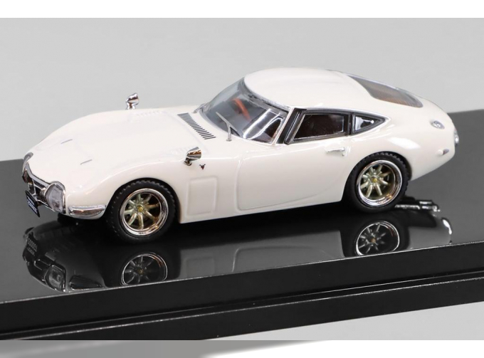 TOYOTA 2000GT MF10, white