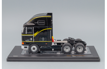 INTERNATIONAL Eagle Cabover towing vehicle (1995), black yellow