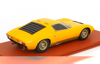 LAMBORGHINI Miura SV, yellow golden