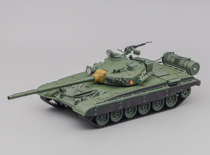 T-72M1 NVA 7. Panzerdivision Dresden, East Germany 1988