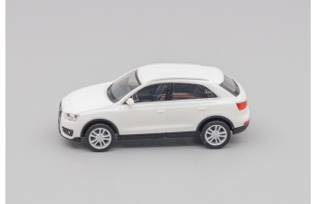 AUDI Q3, glacier white