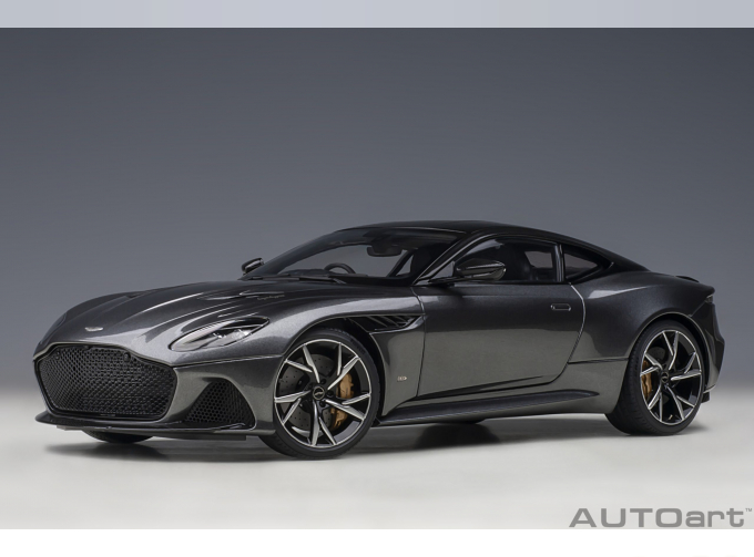 ASTON MARTIN DBS Superleggera (2019), magnetic silver