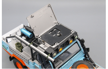 LAND ROVER DEFENDER голубой, 22 см