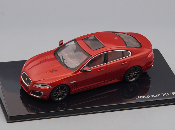 JAGUAR XFR, italian racing red