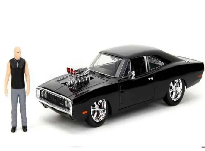 DODGE Charger R/T (1970) с фигуркой Доминик Торето, черный