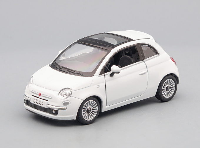 FIAT 500, white