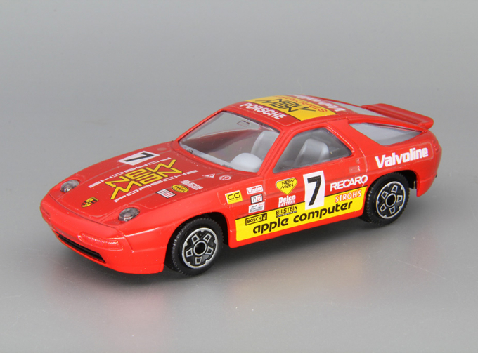 PORSCHE 928 Gr. A #7 (cod.4110), red