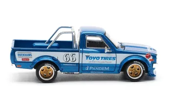 Pandem DATSUN 620, blue