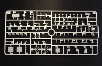 Сборная модель Chinese Navy Type 052D Missile Destroyer 'Changsha' (173)