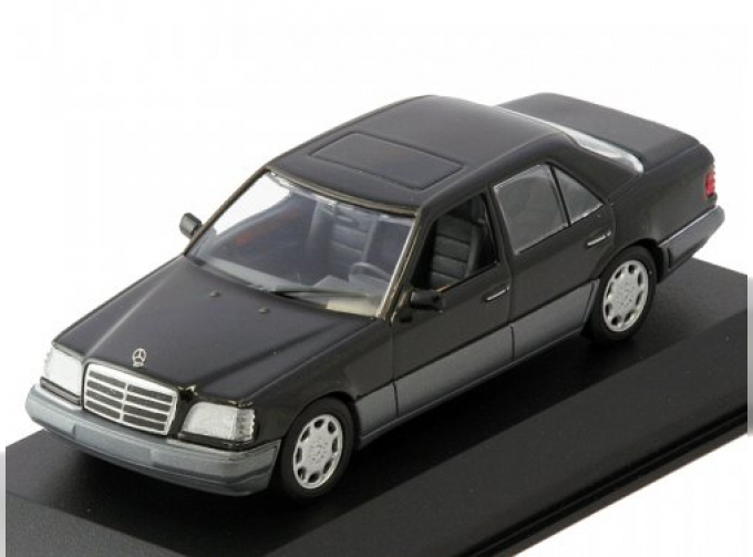 MERCEDES-BENZ E320 W124 (1993), black