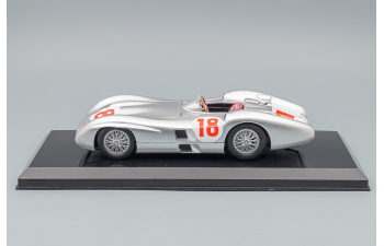 MERCEDES-BENZ W196 R #18 Juan Manuel Fangio Чемпион мира (1955)