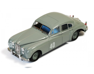 JAGUAR MKVII #40 Stirling Moss Winner Silverstone Touring Car 1953