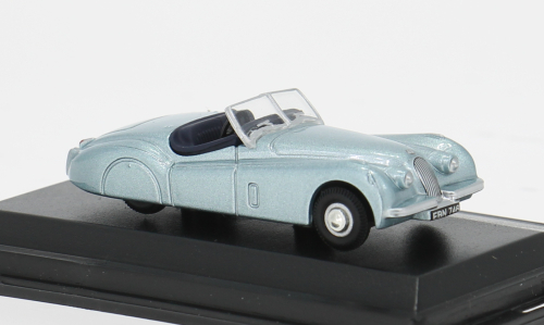 JAGUAR XK120, light blue