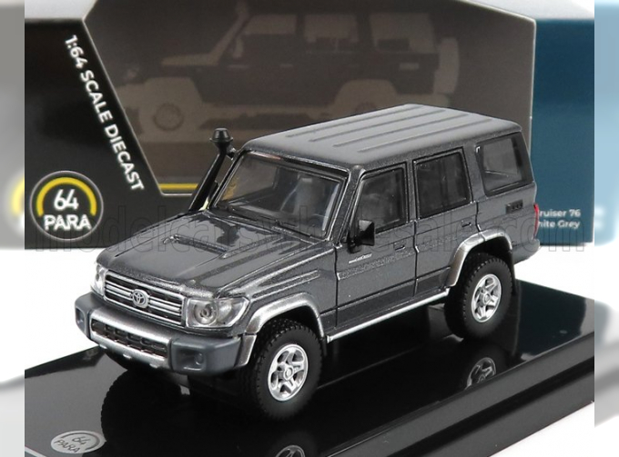 TOYOTA LAND CRUISER 76 (2014), grey metallic