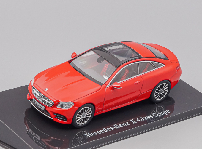 MERCEDES-BENZ E-Klasse Coupe, red