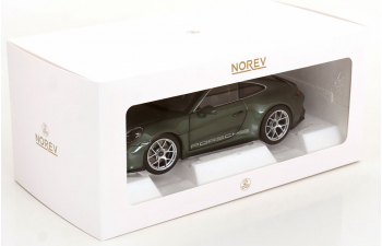 PORSCHE 911 (992) S/T (2023), green metallic