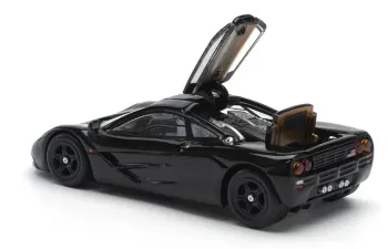 McLAREN F1, jet black